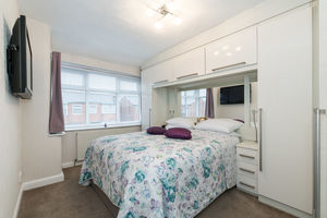 Bed- click for photo gallery